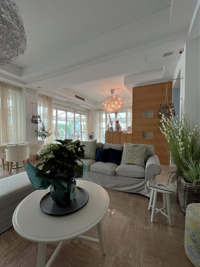 Hotel Mon Pays Riccione Extérieur photo