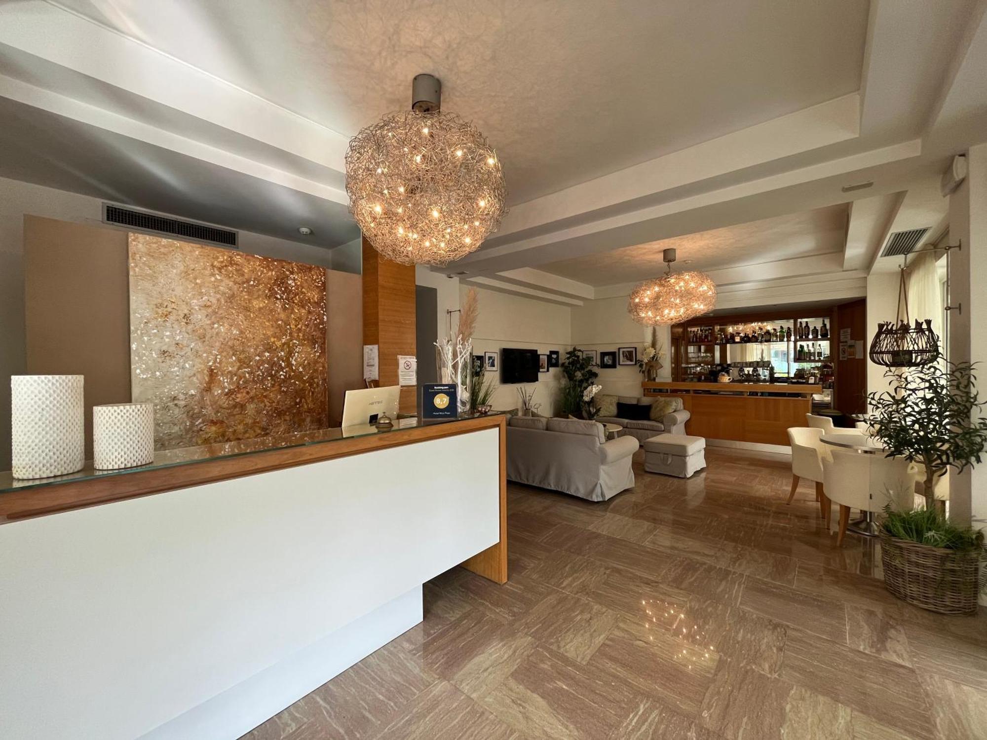 Hotel Mon Pays Riccione Extérieur photo